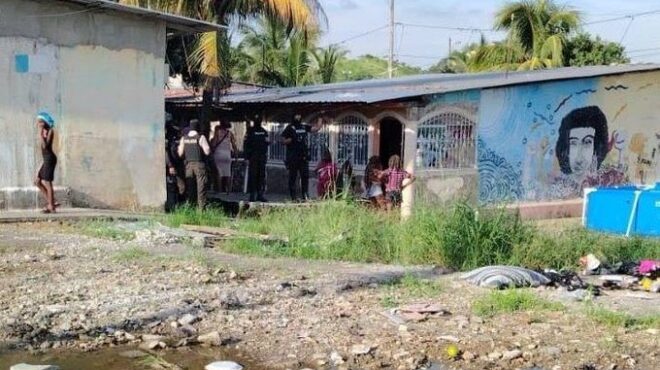 ισημερινός-22-νεκροί-σε-ανελέητες-συγκρ-563503051