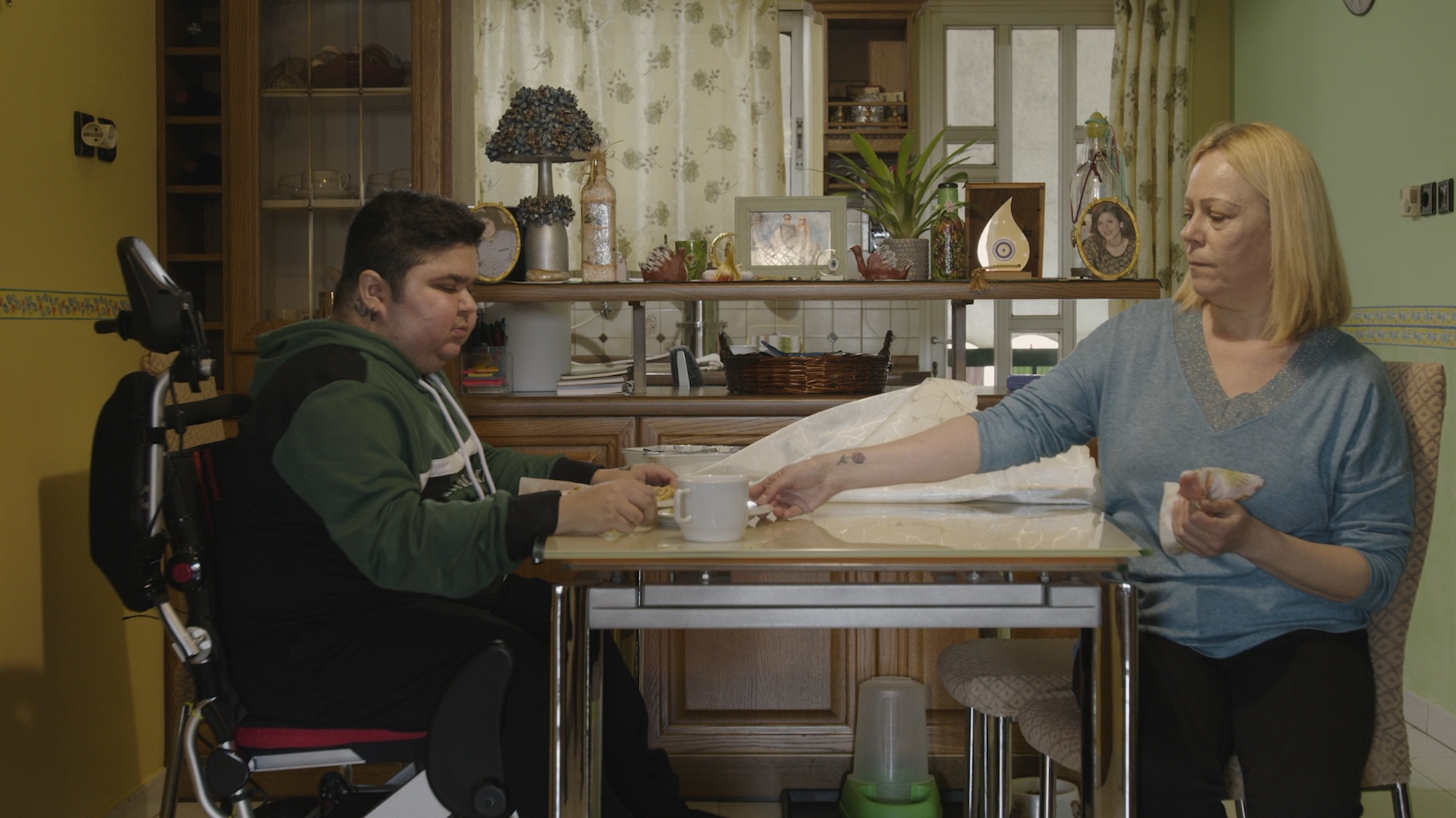 «Την πρώτη φορά ήταν αμήχανα»-2