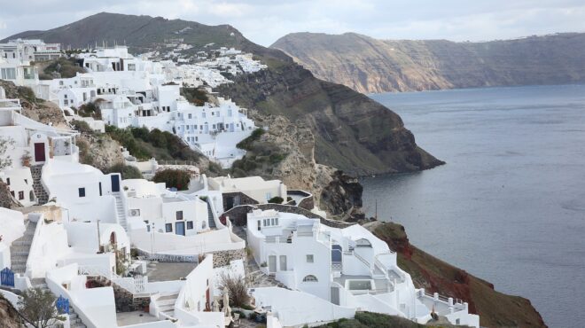 τουρισμός-μειωμένες-κατά-23-οι-κρατήσει-563500708