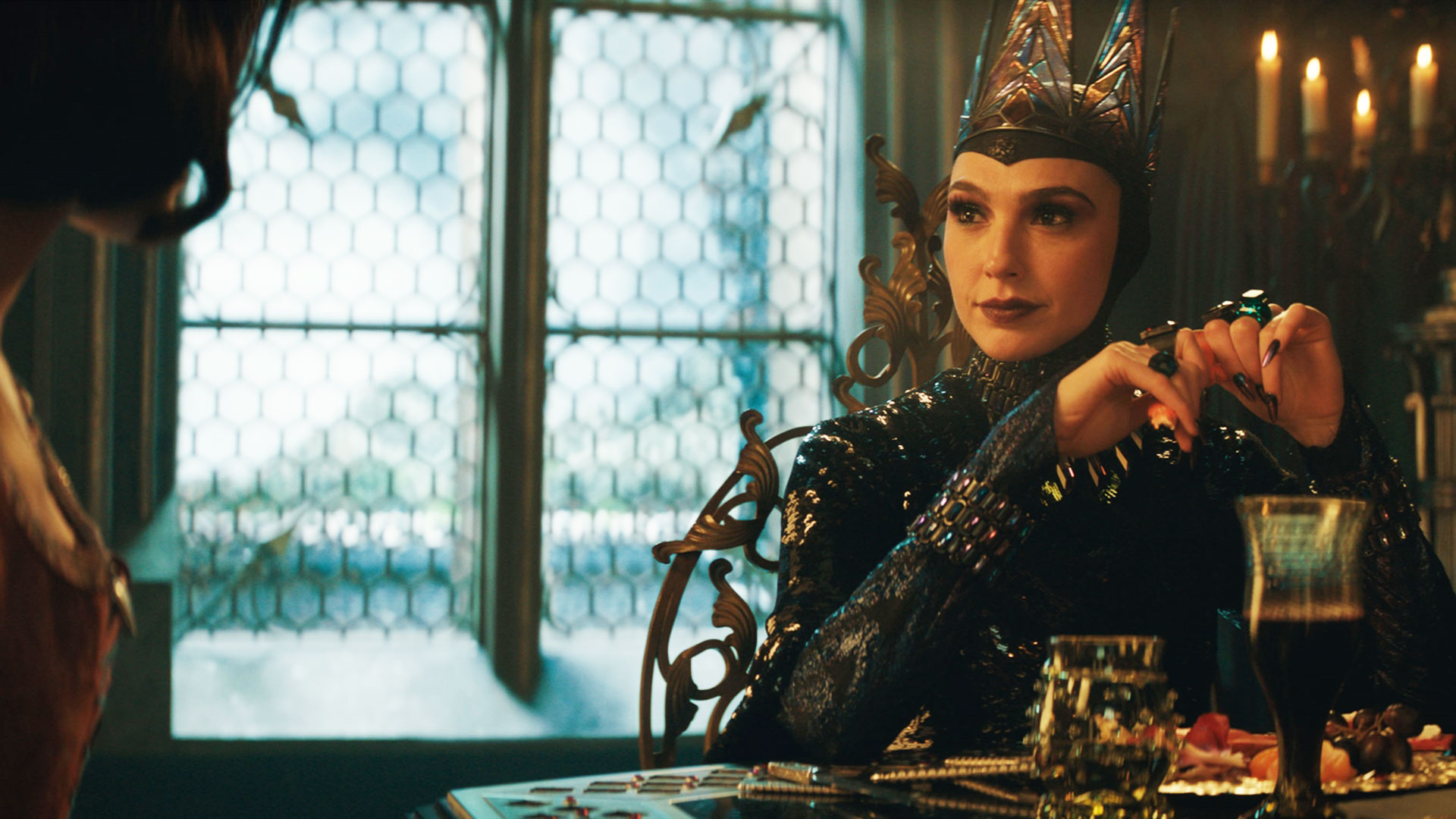 Μια Χιονάτη που διχάζει-1