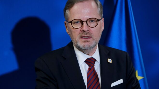 τσεχία-απαραίτητη-η-στρατιωτική-βοήθ-563496031