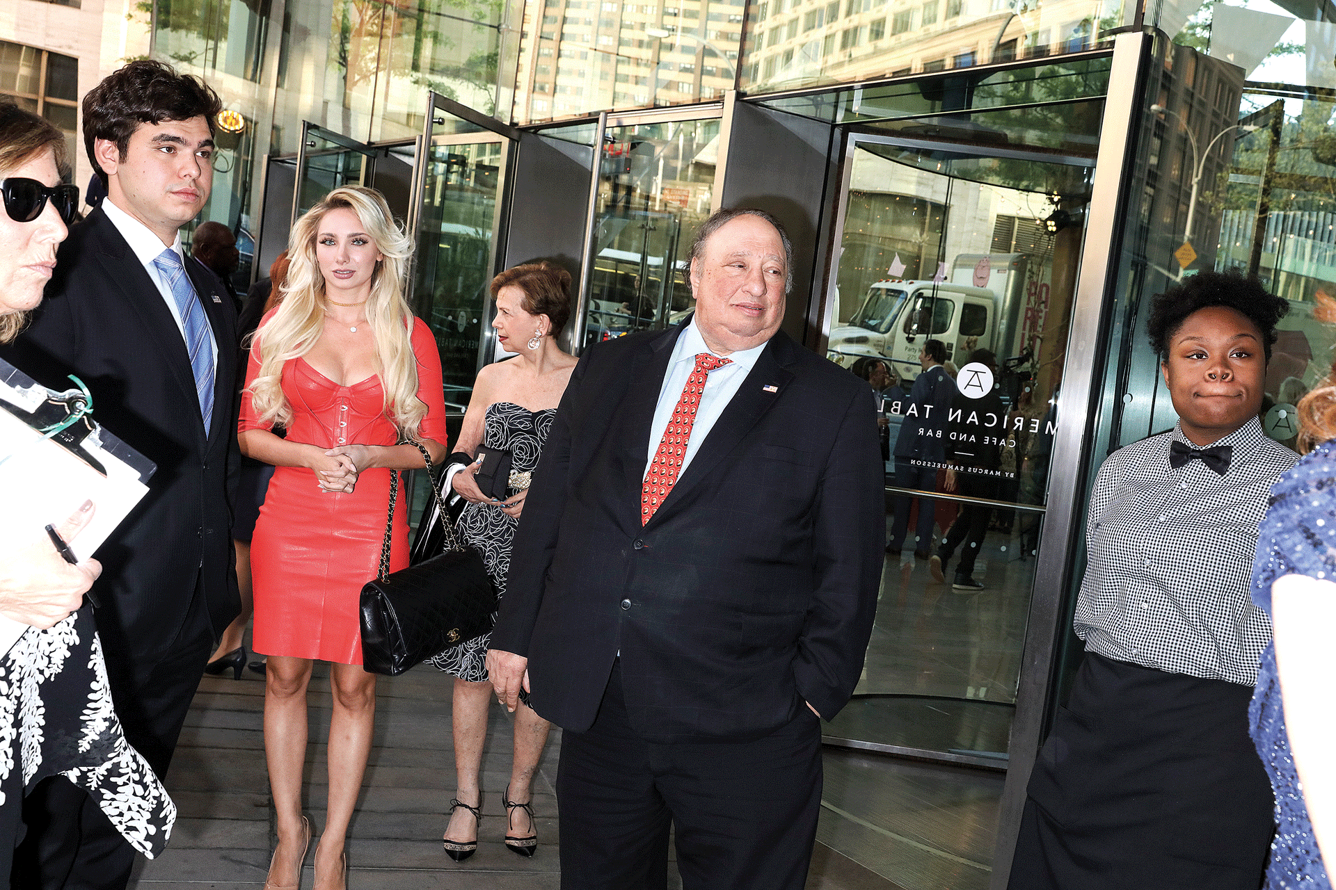 Θα τηλεφωνούσατε στον Τραμπ για την Ελλάδα, κύριε Κατσιματίδη;-1