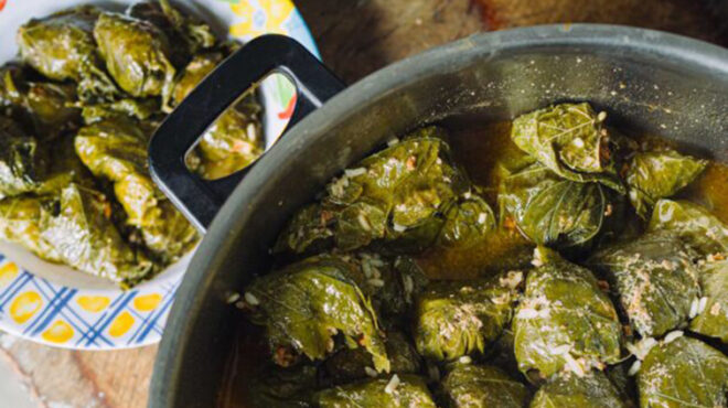 ντολμαδάκια-με-κιμά-από-την-κάλυμνο-ή-α-563501044