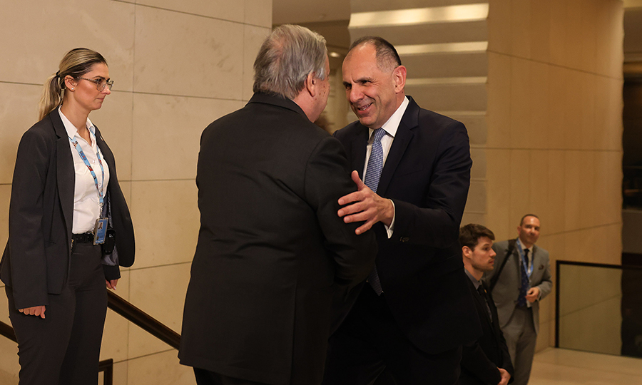 Διάσκεψη για το Κυπριακό: Ολοκληρώθηκε το δείπνο στη Γενεύη (εικόνες)-3