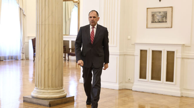 ισραηλινό-ενδιαφέρον-για-το-καλώδιο-μ-563511586