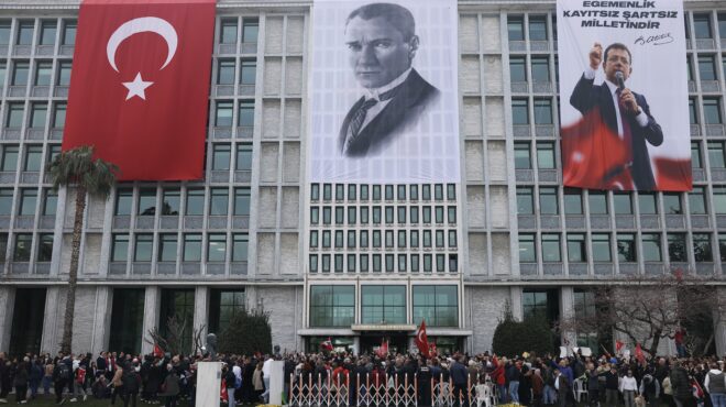 τουρκία-πέμπτη-νύχτα-ταραχών-για-τον-ι-563529556