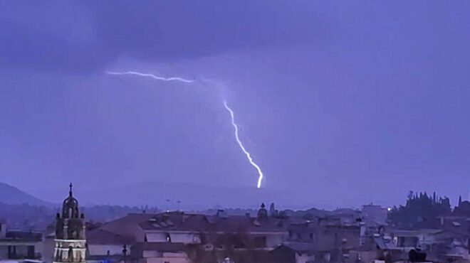 κακοκαιρία-μήνυμα-του-112-σε-χίο-σάμο-και-563541400