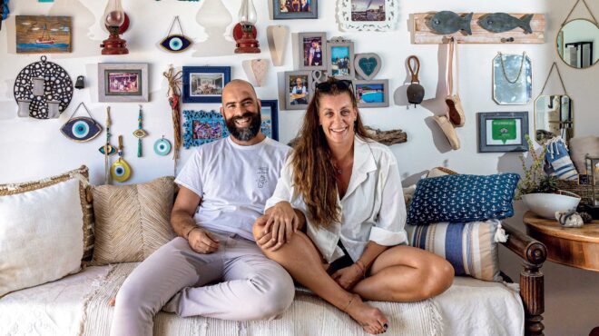 από-την-αυστραλία-στις-κυκλάδες-η-παγκ-563532694