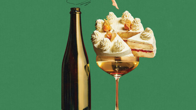 layer-cake-σαμπάνιας-με-μαρμελάδα-και-σαντιγί-563495908