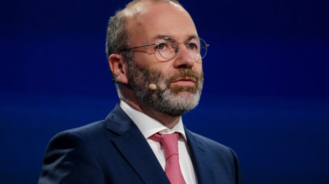 βέμπερ-για-ερντογάν-οδηγεί-τη-χώρα-του-563532067