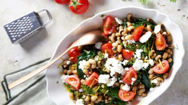 μαυρομάτικα-σαλάτα-με-σπανάκι-και-φρέ-563521888