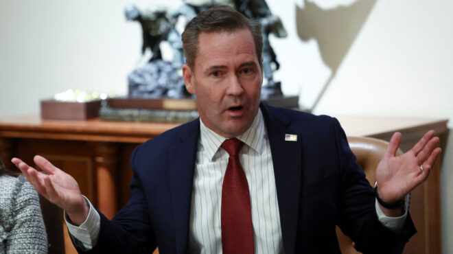 signal-gate-με-κάλεσαν-και-τώρα-μου-επιτίθεντα-563532313