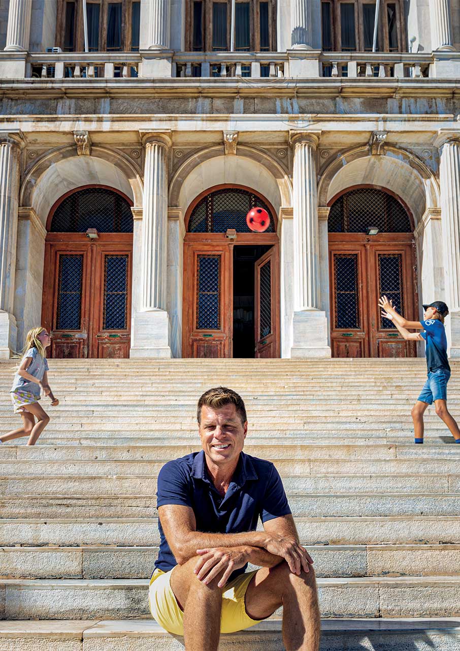 Από την Αυστραλία στις Κυκλάδες: Η παγκόσμια κοινότητα της Σύρου-3