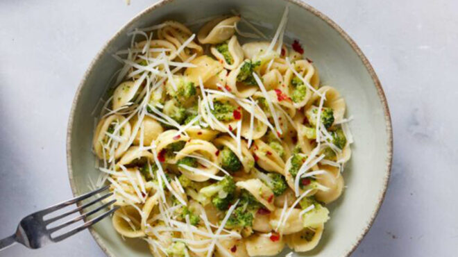 ορεκιέτε-με-λεμόνι-και-μπρόκολο-563503069