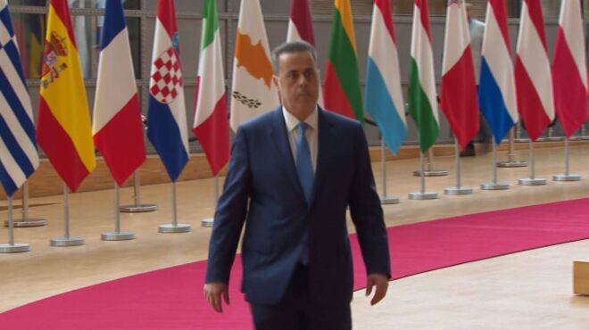 στ-παπασταύρου-να-κινηθούμε-προς-μια-563518210