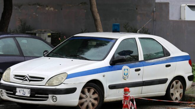 πατήσια-τροχαίο-με-δύο-ιχ-και-μια-νταλί-563534485