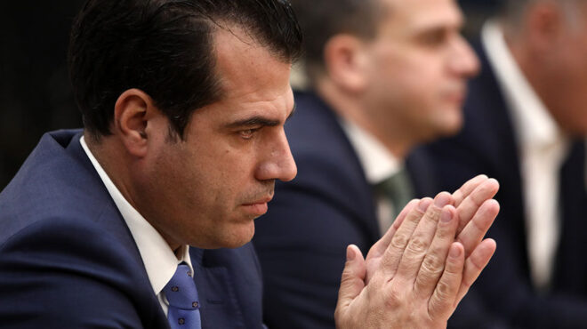 πλεύρης-για-συνθήματα-στην-παρέλαση-563532202