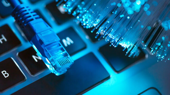 ξεμπλοκάρει-το-έργο-για-γρήγορο-internet-σε-563503204