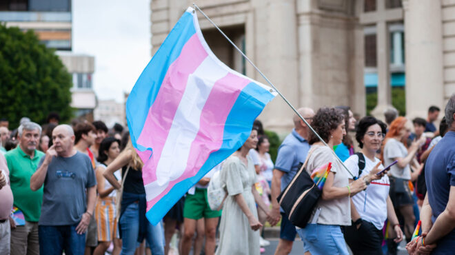 η-δανία-προτρέπει-διεμφυλικά-άτομα-να-563526835