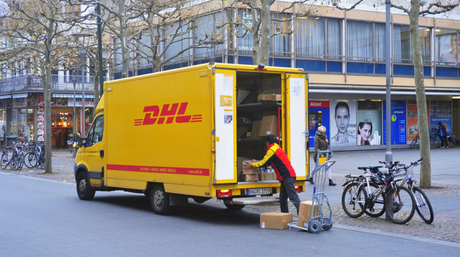 γερμανία-η-dhl-περικόπτει-8-000-θέσεις-εργασ-563502328