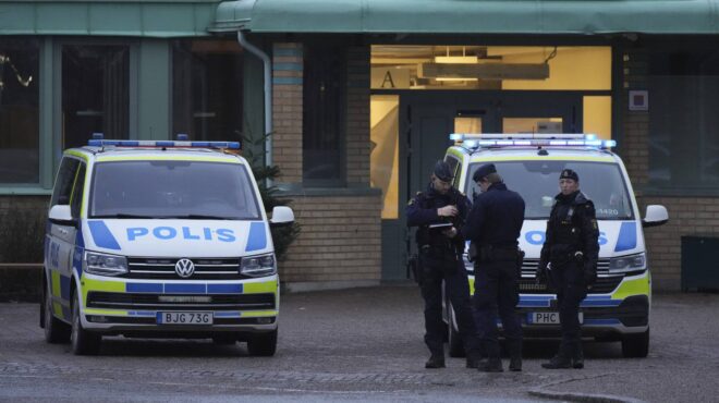 σουηδία-η-αι-θα-βοηθά-την-αστυνομία-στη-563524171