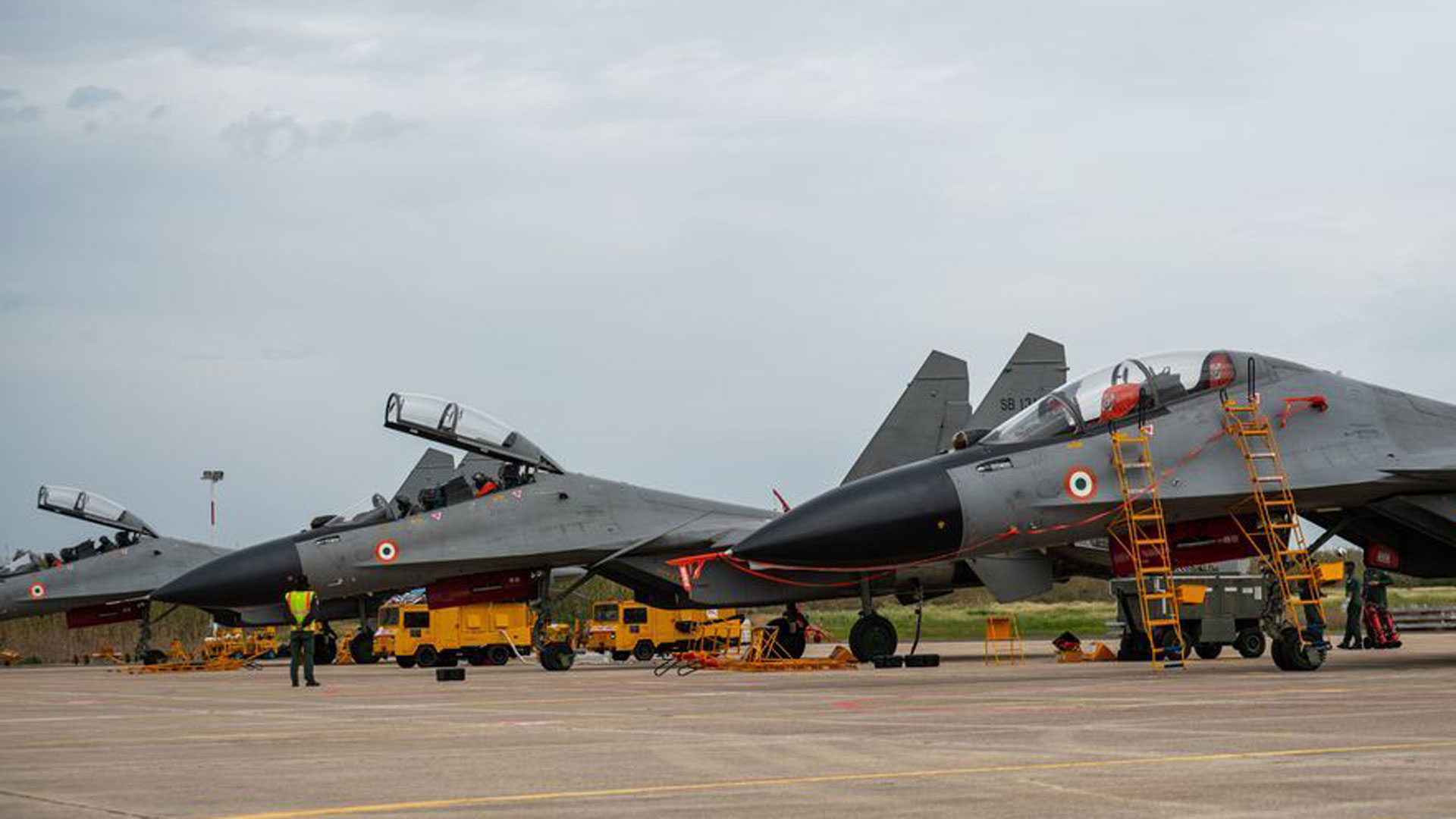 «Ηνίοχος 2025»: Ξεκίνησε η πολυεθνική αεροπορική άσκηση-11