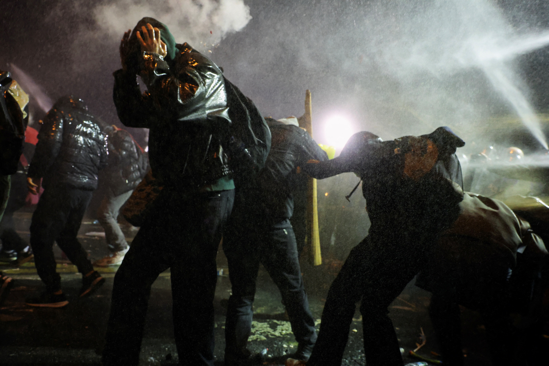 «Βράζει» η Τουρκία: Χιλιάδες διαδηλωτές παραμένουν στους δρόμους για τον Ιμάμογλου-3