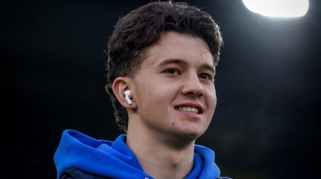 μικρός-πρίγκιπας-που-θα-γίνει-βασιλιά-563528959