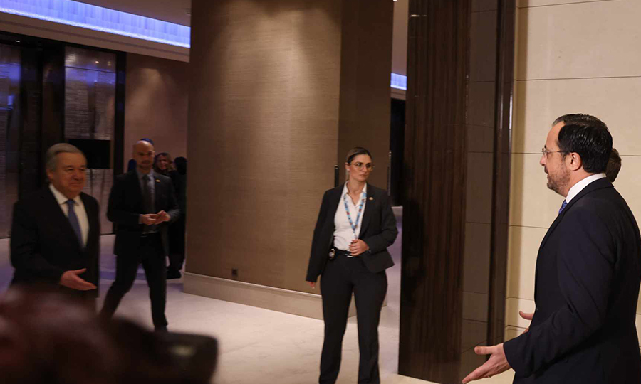 Διάσκεψη για το Κυπριακό: Ολοκληρώθηκε το δείπνο στη Γενεύη (εικόνες)-1