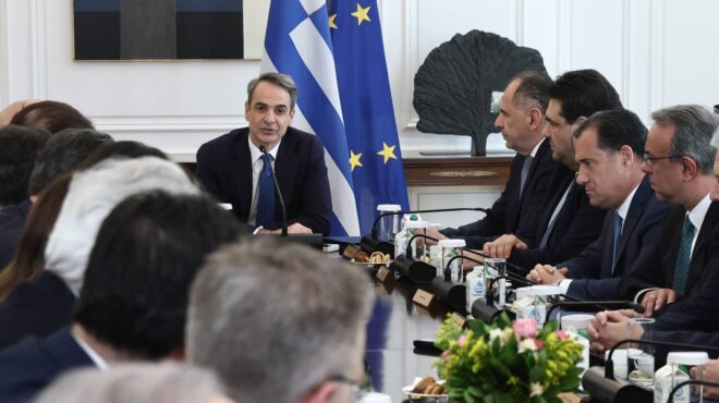 μετά-τον-ανασχηματισμό-τι-563516833