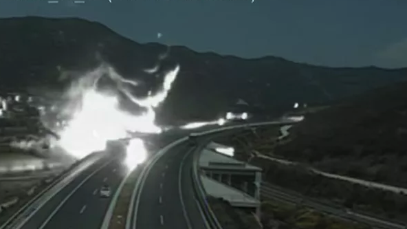 τέμπη-ποιες-ουσίες-μπαίνουν-στο-μικρ-563557936