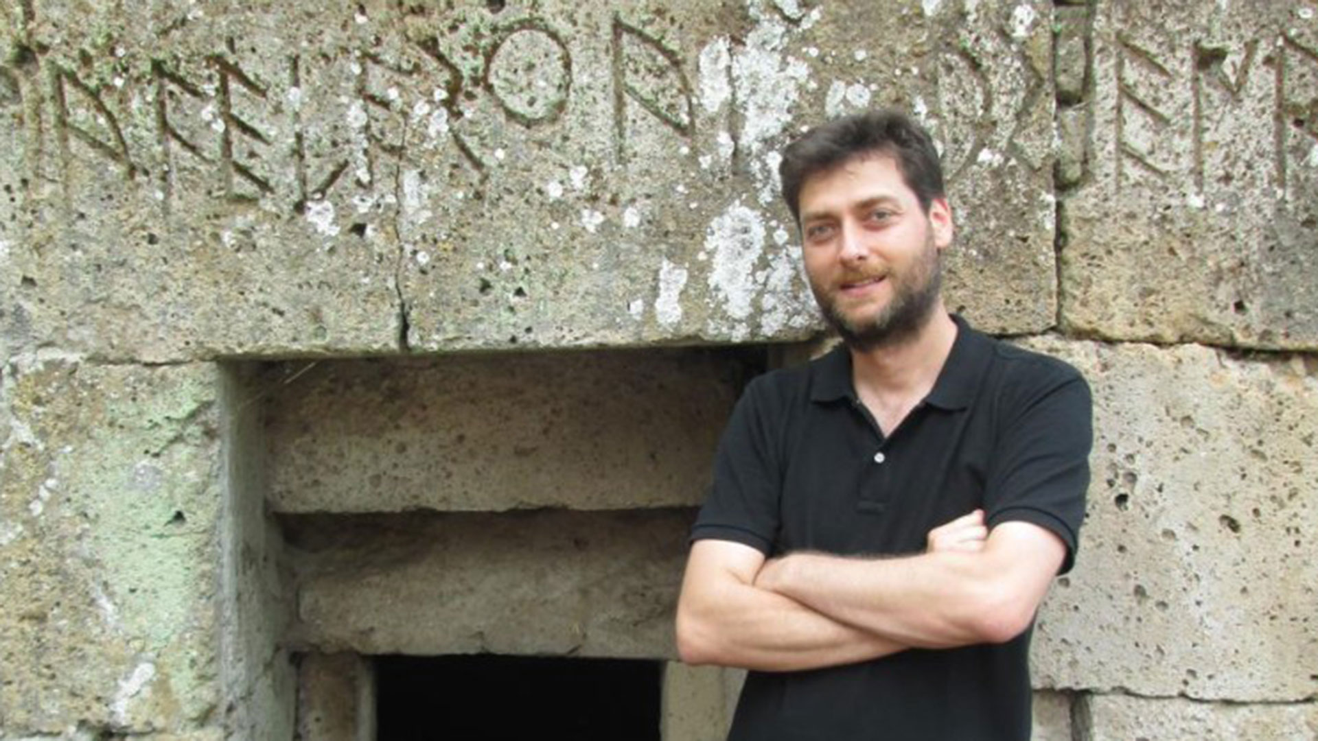 Χρήστος Τσιρογιάννης: «Τα ίχνη που με οδήγησαν στον κλεμμένο αμφορέα»-3