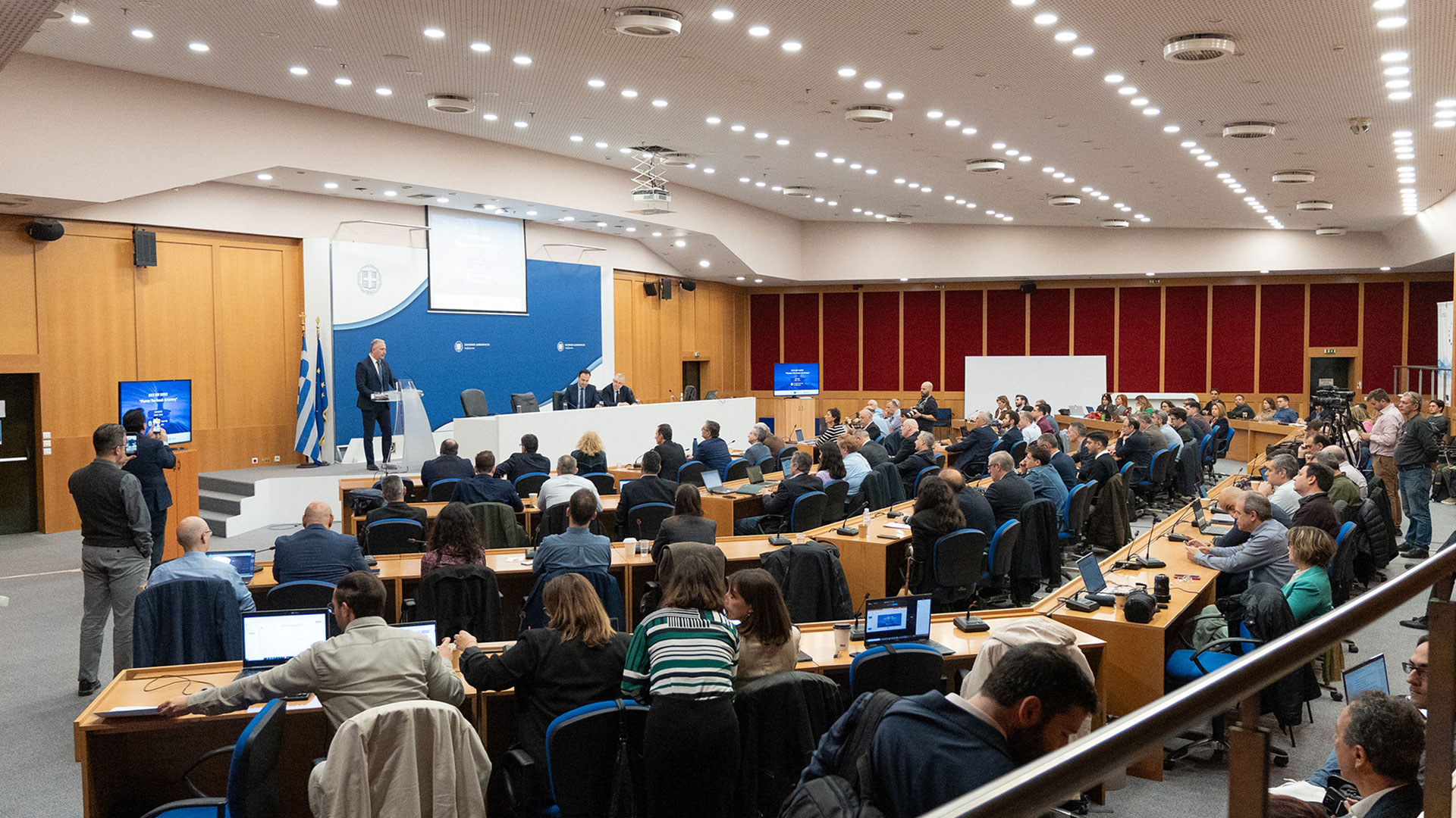 AI Factory «Pharos»: Ξεκίνησε η υλοποίηση του έργου – Σε ποιους τομείς θα αξιοποιηθεί-3