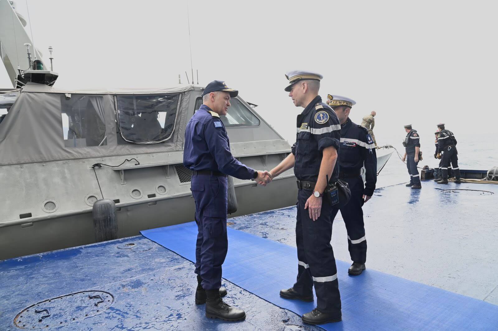 Επίσκεψη του αρχηγού ΓΕΝ στο αεροπλανοφόρο Charles De Gaulle (εικόνες)-1