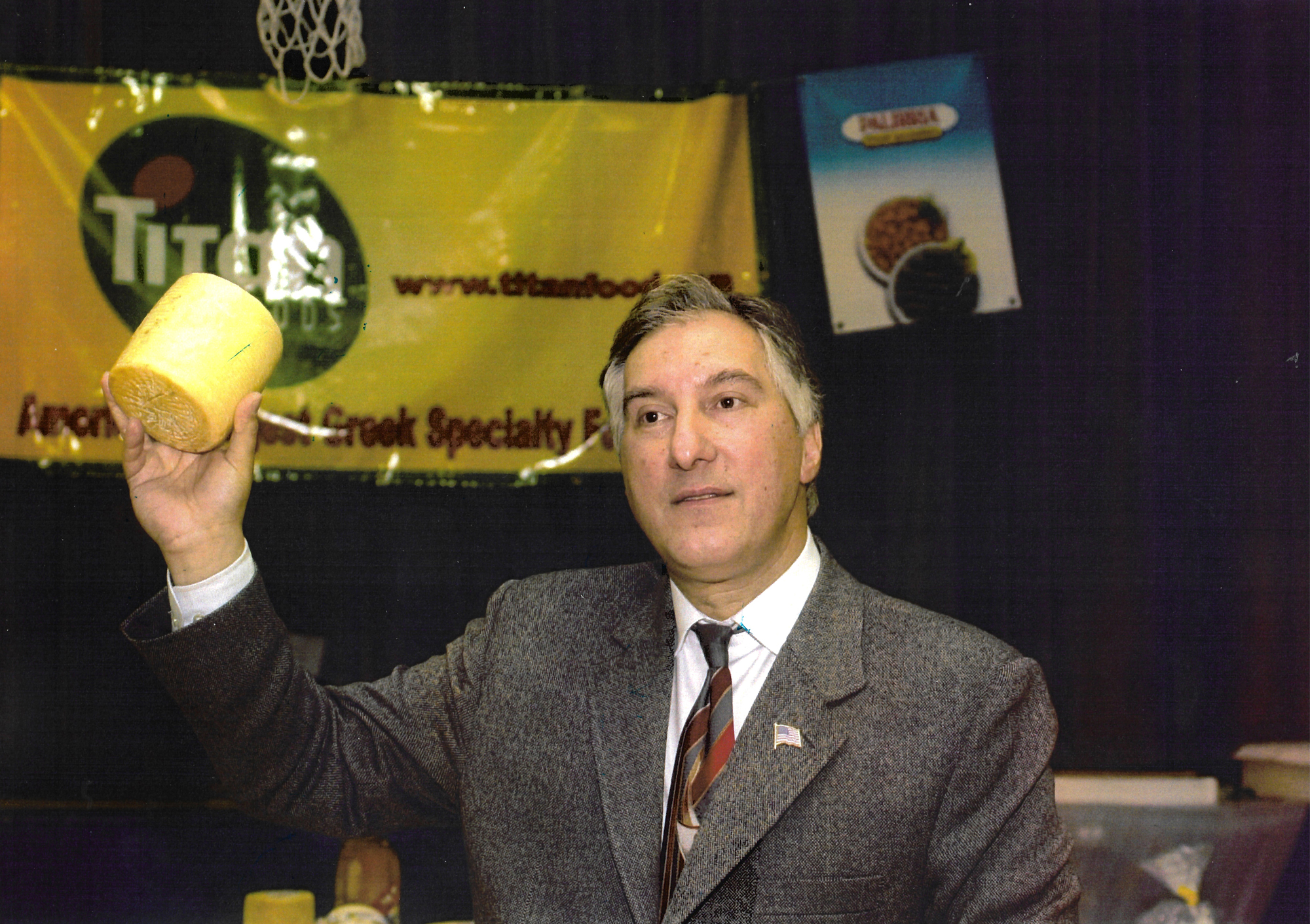 Βήχει ο Τραμπ, αρρωσταίνουν οι Γαργαλιάνοι-4