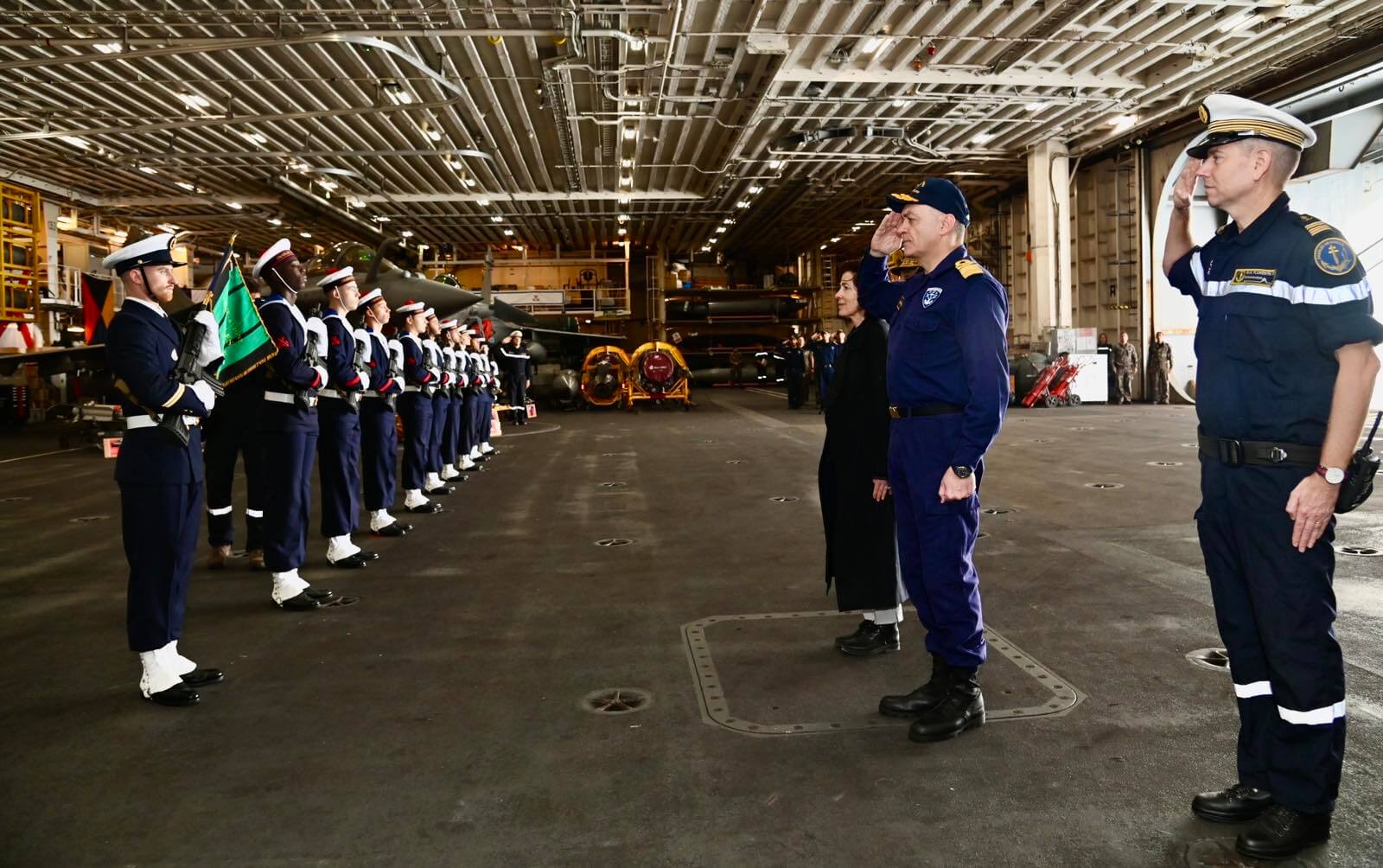 Επίσκεψη του αρχηγού ΓΕΝ στο αεροπλανοφόρο Charles De Gaulle (εικόνες)-2