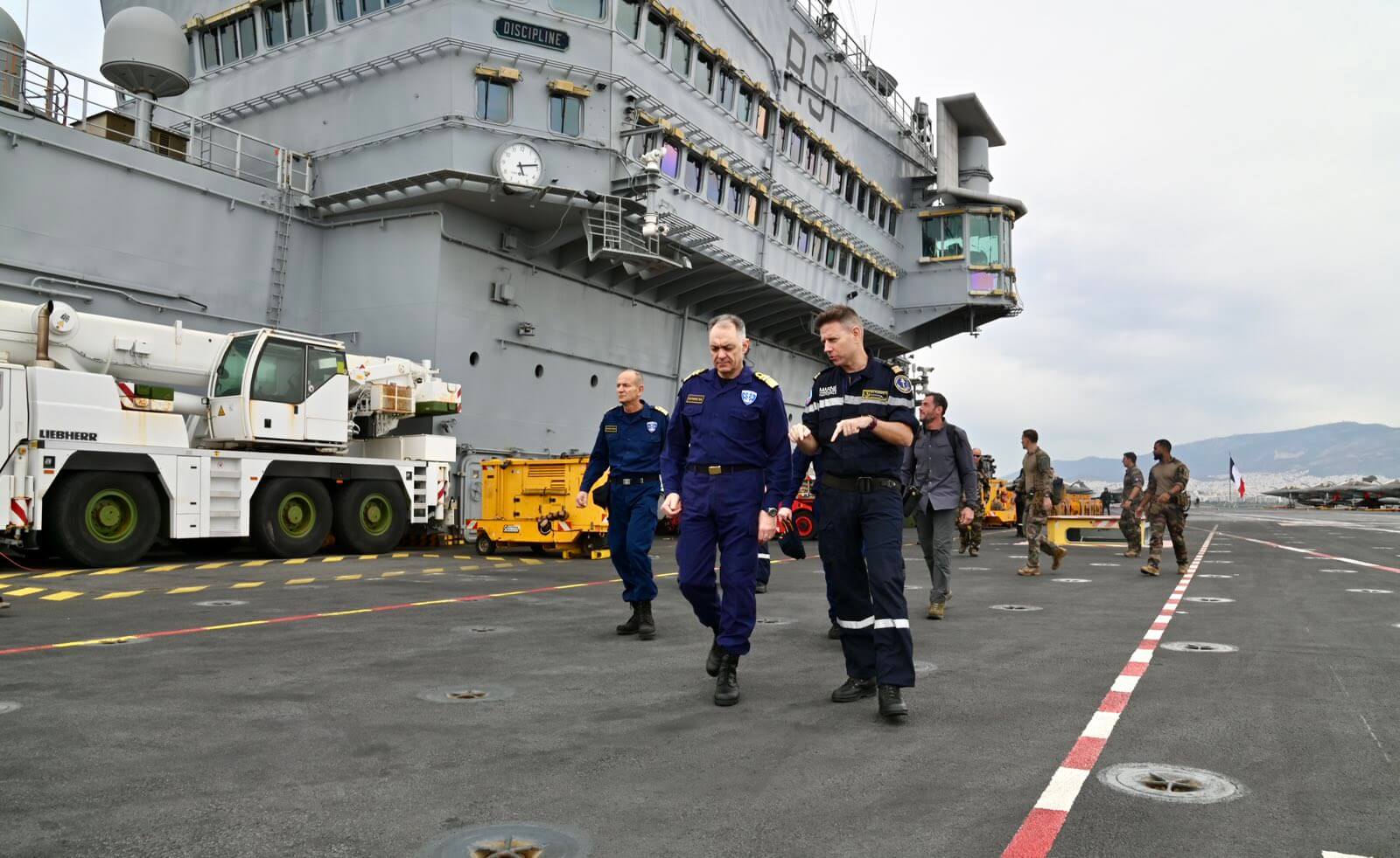 Επίσκεψη του αρχηγού ΓΕΝ στο αεροπλανοφόρο Charles De Gaulle (εικόνες)-3
