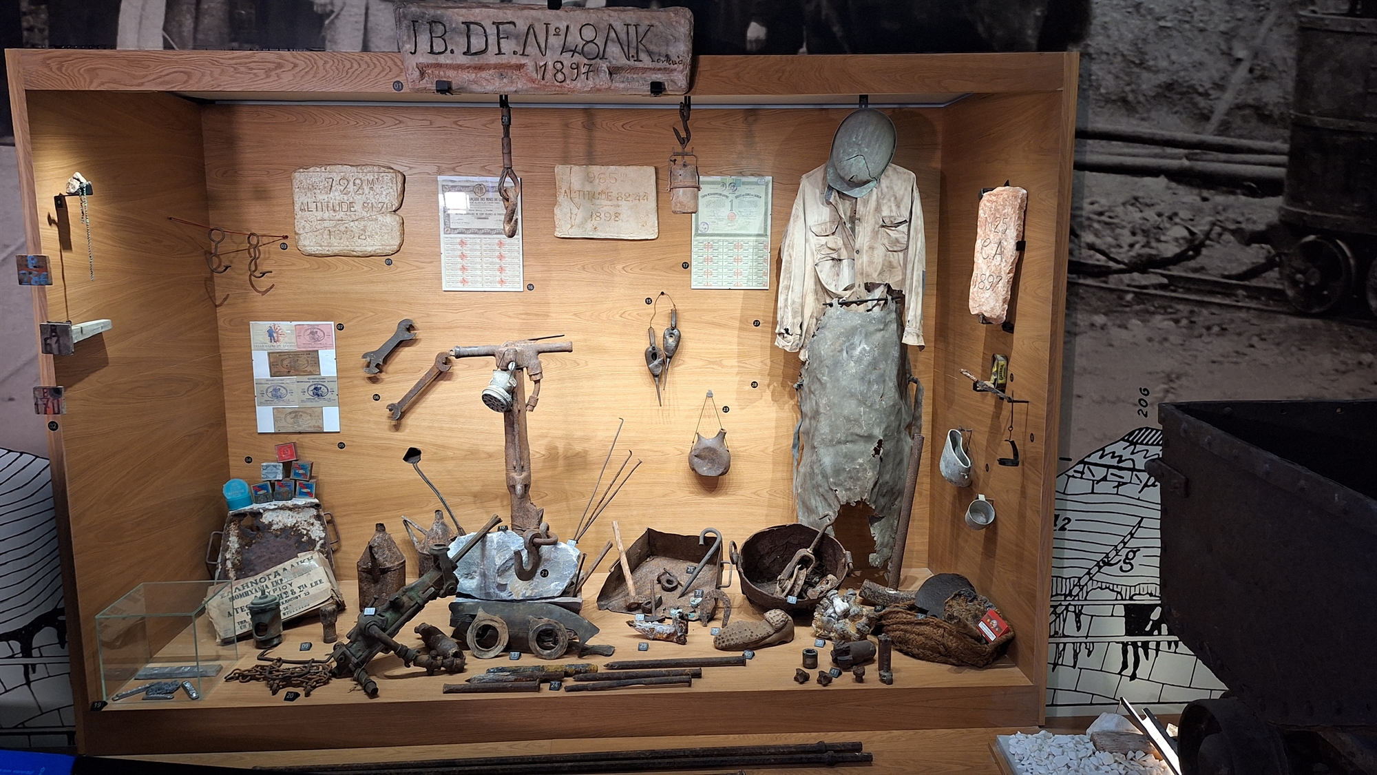 Εθνικό Γεωλογικό Μουσείο: Ματιές στο πλούσιο υπέδαφος-2