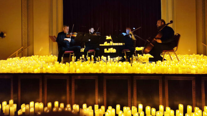 χιλιάδες-κεριά-για-το-mama-mia-με-βιολί-και-563559001