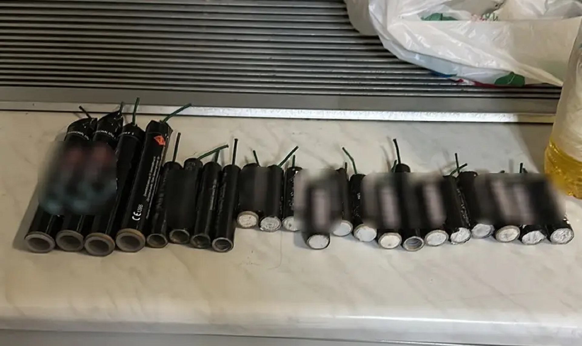 Ηράκλειο: Συλλήψεις ανηλίκων για εμπρηστικούς μηχανισμούς και κροτίδες-1