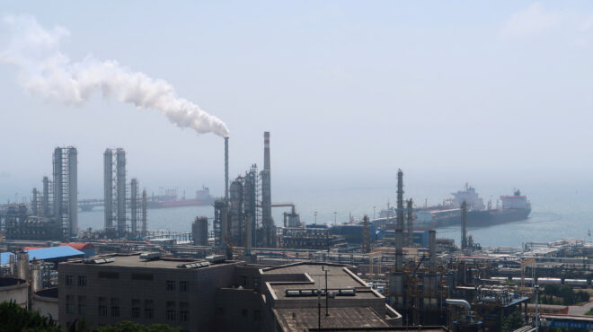 η-κίνα-αυξάνει-τις-εισαγωγές-πετρελαί-563565547