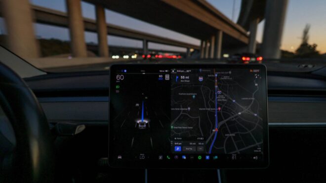 tesla-γιατί-ανακαλεί-4-εκατ-οχήματα-το-λάθ-563567086