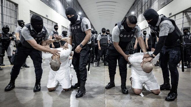 κατά-λάθος-απέλαση-από-τις-ηπα-563543101