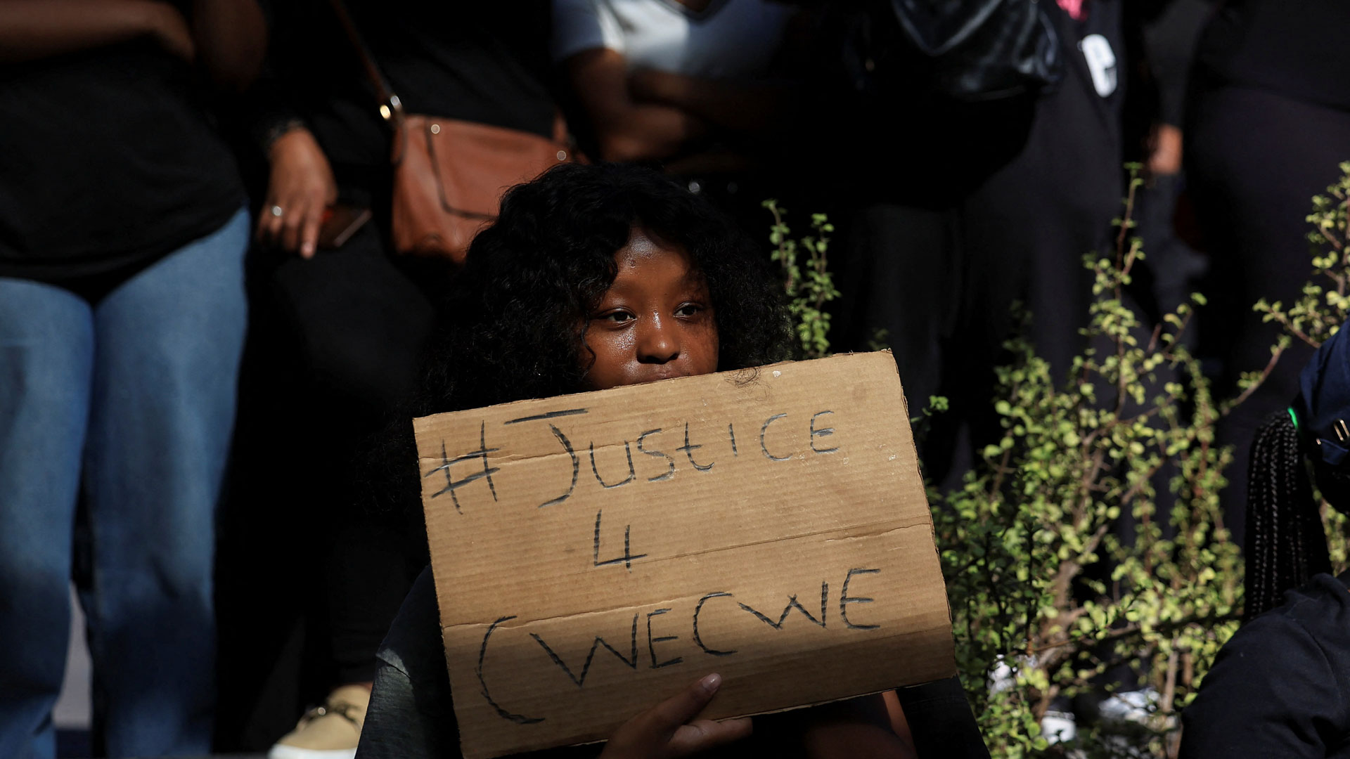 Νότια Αφρική: Διαδηλώσεις για τον βιασμό 7χρονης στο σχολείο της-2