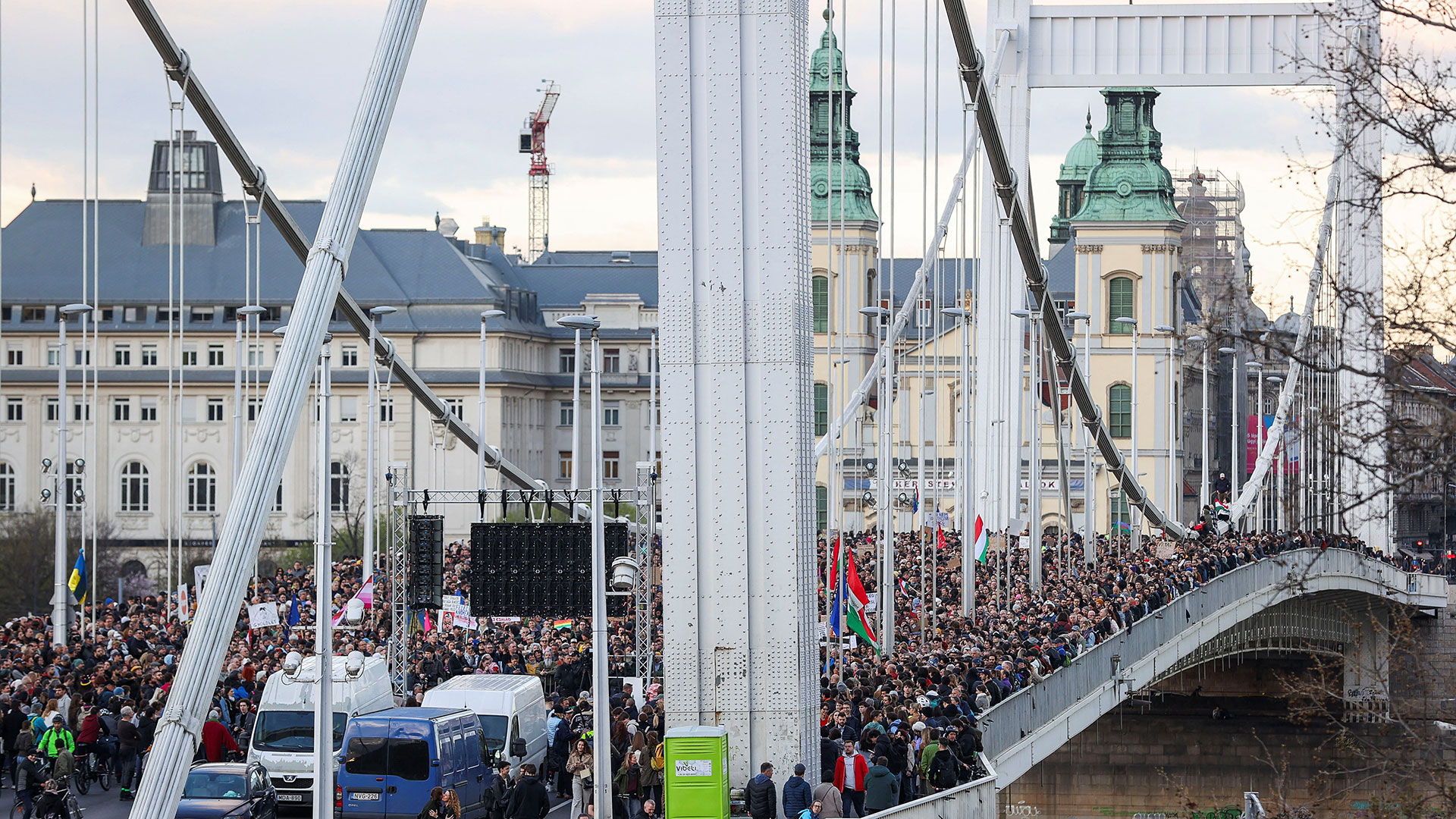 Ουγγαρία: «Ποτάμι» αντίδρασης κατά της απαγόρευσης του Pride-1
