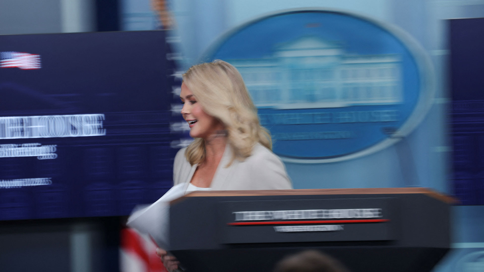 Λευκός Οίκος: «Ιστορική» η ανακοίνωση Τραμπ για τους δασμούς – «Oποιος παράγει στην Αμερική δεν θα πληρώνει»-1