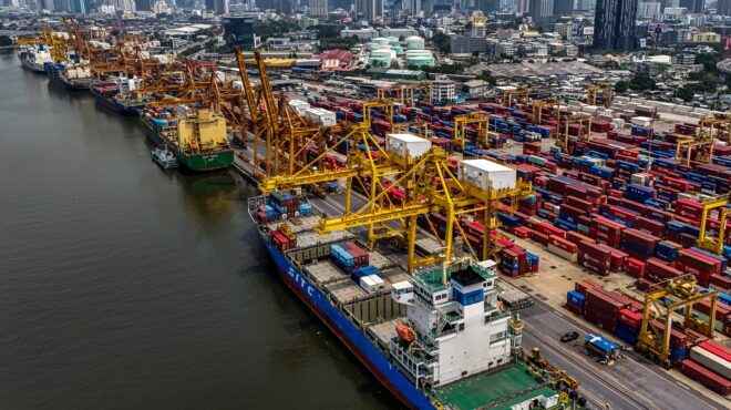 ft-η-κίνα-βάζει-στον-πάγο-το-αμερικανι-563572057