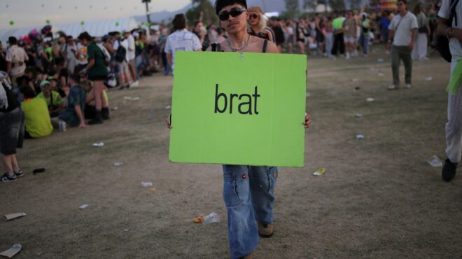 coachella-το-ντεμπούτο-του-μπέρνι-σάντερς-κ-563563303