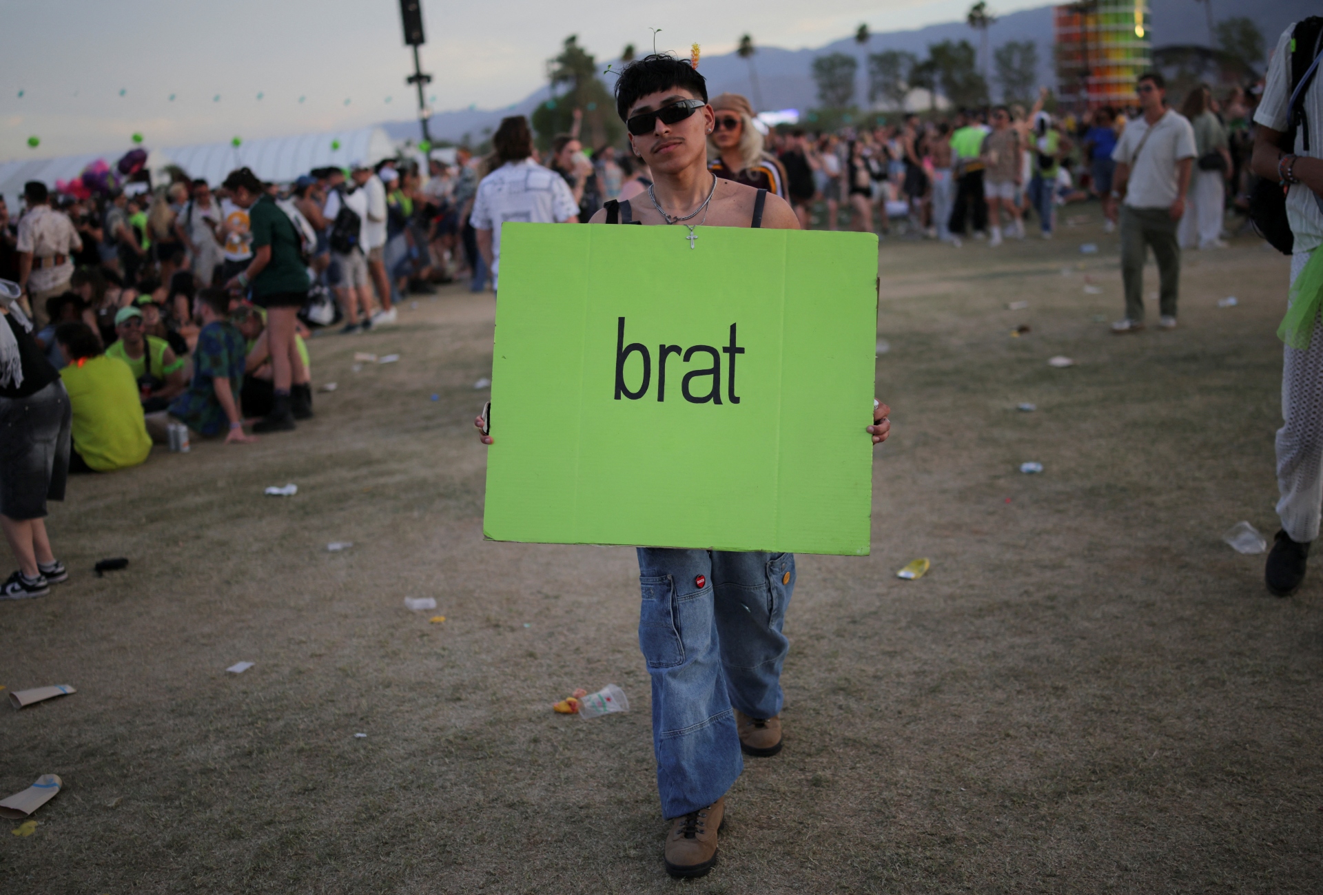 coachella-το-ντεμπούτο-του-μπέρνι-σάντερς-κ-563563303