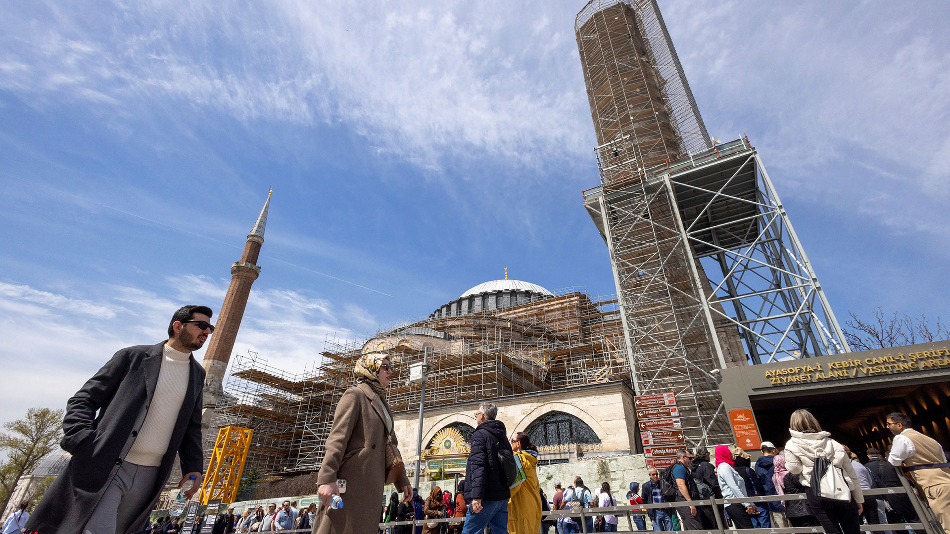 Κωνσταντινούπολη: Εργασίες αποκατάστασης στον τρούλο της Αγίας Σοφίας-3